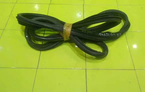 Citroen Nemo Front door rubber seal LUSZCZELKA