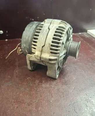 Opel Frontera B Generator/alternator 0123500008 90506202