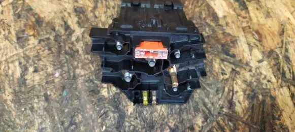 Mercedes-Benz S W221 Fuse box set A2215402750