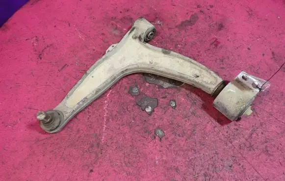 Opel Vectra C Front control arm 