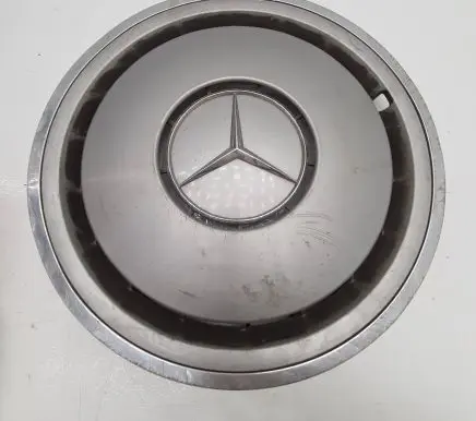 Mercedes-Benz E W124 R15 wheel hub/cap/trim 1244010924