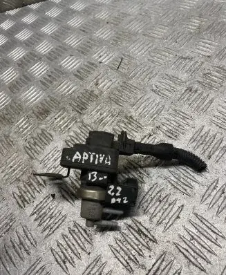 Chevrolet Captiva Vacuum valve 70027200