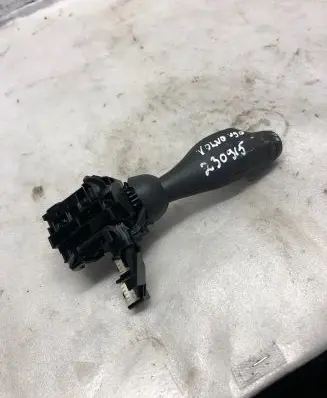 Volvo S90, V90 Indicator stalk 31674102