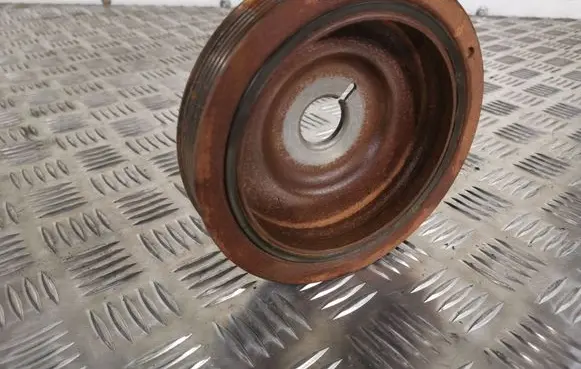 Renault Kadjar Crankshaft pulley E111126A
