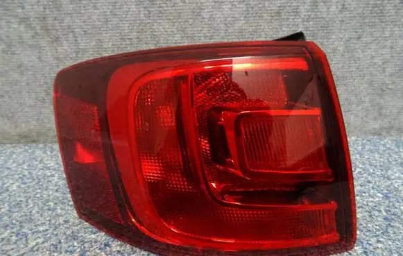 Volkswagen Jetta VI Rear/tail lights 5C6945095B