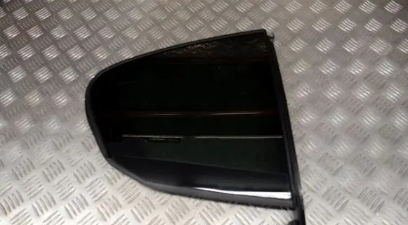 BMW 5 G30 G31 Rear side window 7381348 7387456