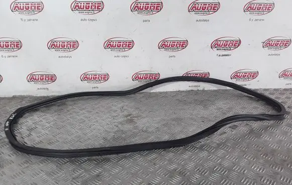 Audi A4 S4 B8 8K Rubber seal rear door 8K5833721E