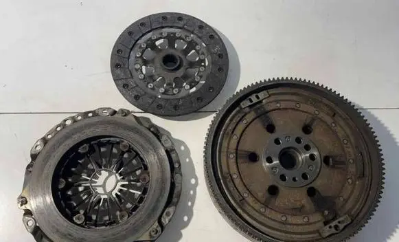 BMW 3 E90 E91 Clutch set kit 7594444
