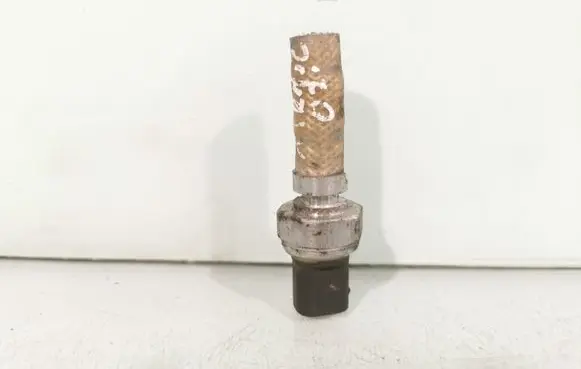 Nissan X-Trail T30 Air conditioning (A/C) pressure sensor 