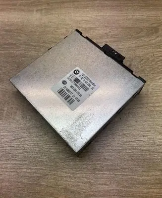 BMW 3 E90 E91 Voltage converter/converter module 9127088 8ES00947920