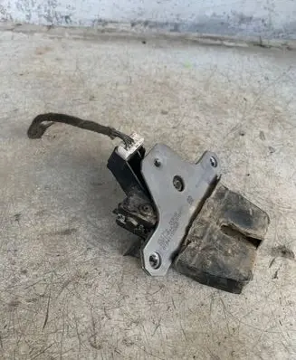 Ford C-MAX II Tailgate/trunk/boot lock/catch/latch 01041155005