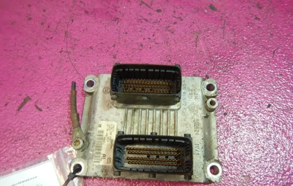 Opel Agila A Engine control unit/module ECU 09185450