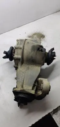 Volkswagen PASSAT B5.5 Rear differential 1R525053E