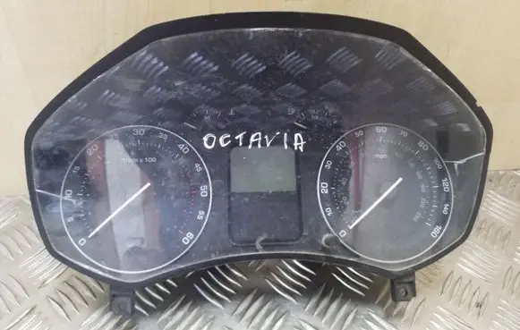 Skoda Octavia Mk2 (1Z) Speedometer (instrument cluster) 1Z0920910E V3564436