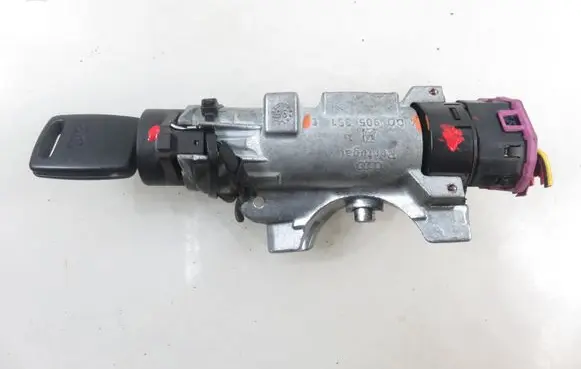 Audi A4 S4 B5 8D Ignition lock 4D0905851E