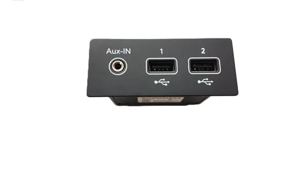Renault Arkana USB socket connector 280231553R
