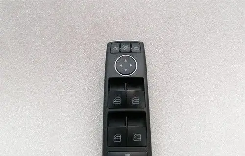 Mercedes-Benz C W204 Switch for retractable tow bar A2049055402