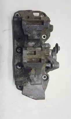 BMW 5 F10 F11 Generator/alternator bracket 850686305