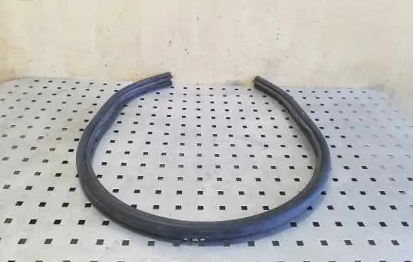 Audi TT TTS Mk2 Engine compartment rubber 8J0823723B
