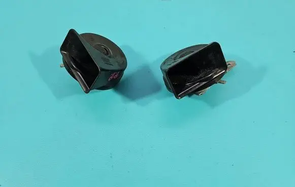 Dodge Caravan Horn signal A046495 IMPRK1430931