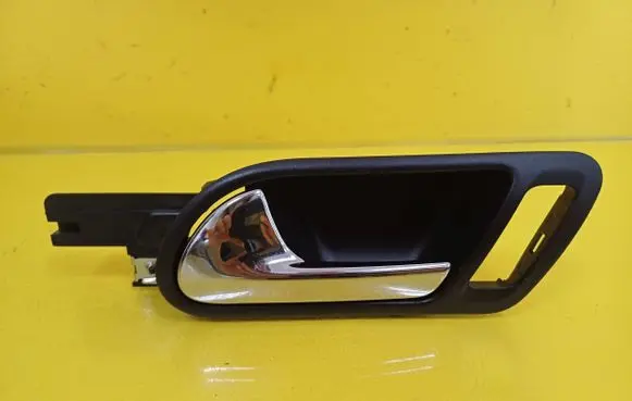 Volkswagen Golf V Front door interior handle 1K1837113