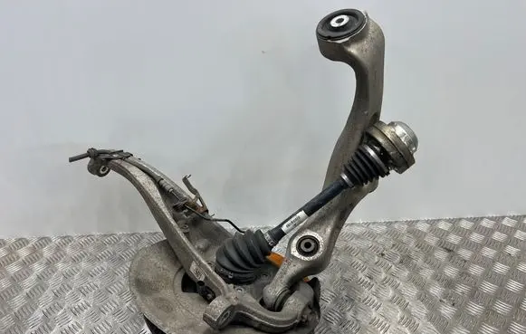 Porsche Cayenne (92A) Front wheel hub spindle knuckle 7P5407271B