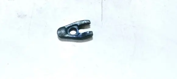Volvo S40, V40 Fuel Injector clamp holder