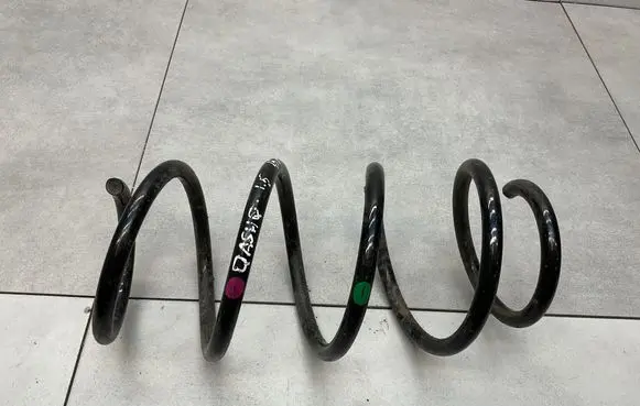 Nissan Qashqai Front coil spring 