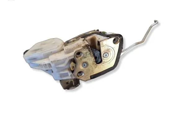Mitsubishi L200 Front door lock MR432140