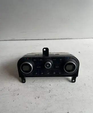 Nissan Qashqai Climate control unit 27500JD45C A02000A7706001