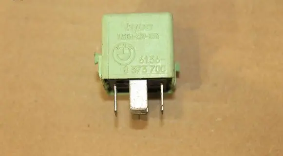 BMW X5 E53 Other relay 8373700