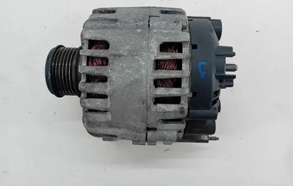 Seat Altea Generator/alternator 03L903023F