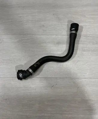 BMW 4 F32 F33 Engine coolant pipe/hose 8634285