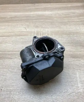 Volkswagen PASSAT B6 Throttle valve 03G128063A