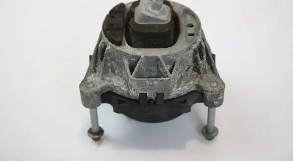 BMW M2 F87 Engine mount bracket 22112284817 2284817