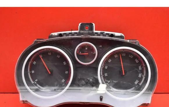 Speedometer (instrument cluster)