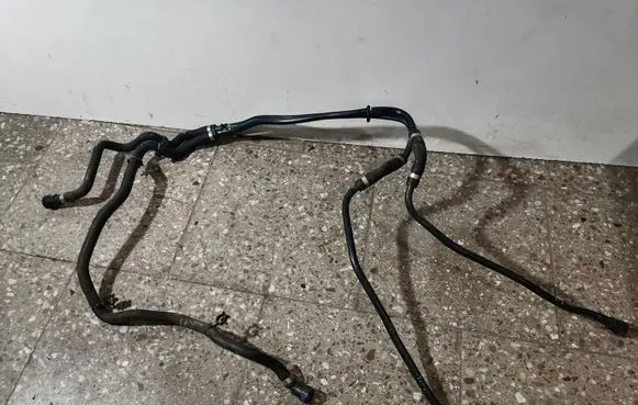 Volvo XC90 Engine coolant pipe/hose 31368524