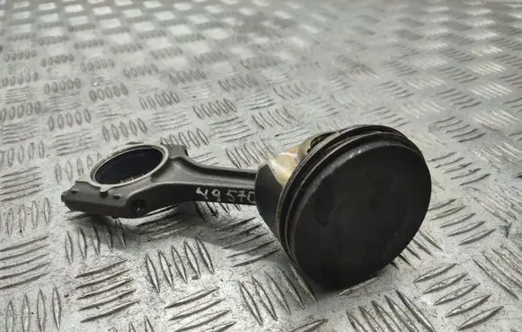 Audi A5 8T 8F Piston with connecting rod CDN