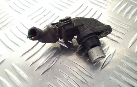 Toyota Yaris Camshaft position sensor 0281002406