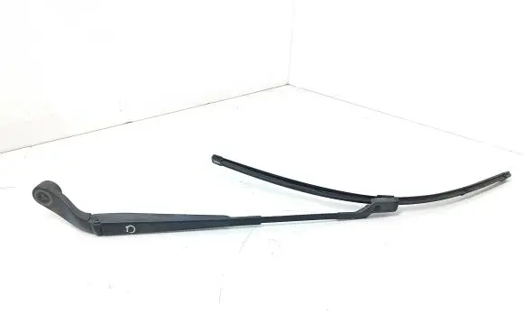 Citroen DS5 Front wiper blade arm 9800362680