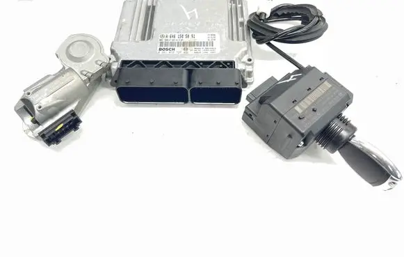 Mercedes-Benz C W203 Engine ECU kit and lock set A6461505091 2095453308