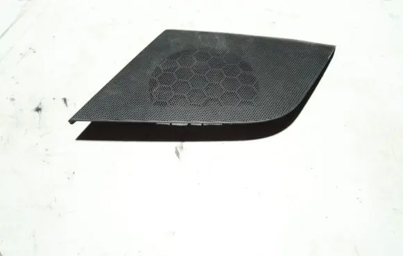 Side speaker trim/cover