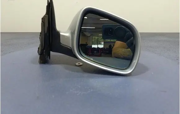 Audi A6 S6 C4 4A Front door electric wing mirror