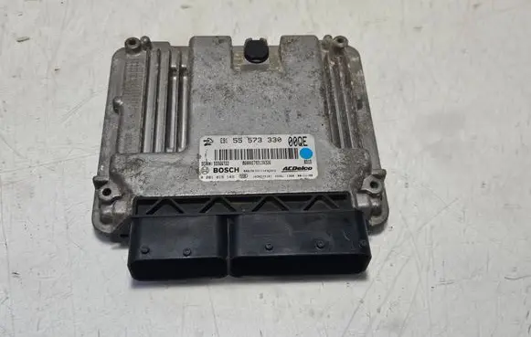 Opel Insignia A Engine control unit/module 55573330 0281015149