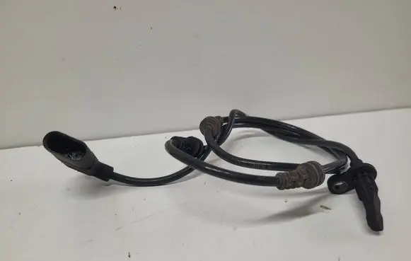 Mercedes-Benz C W205 ABS brake wheel speed sensor A2059050205