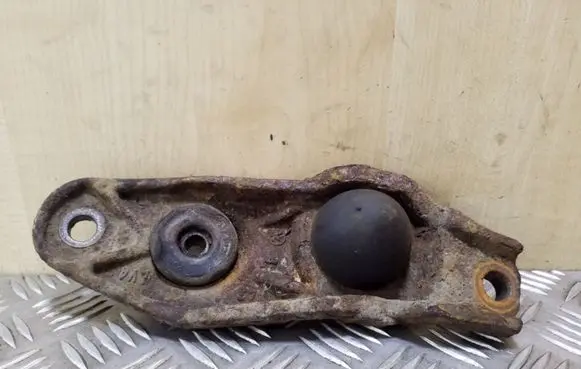 Other front suspension part