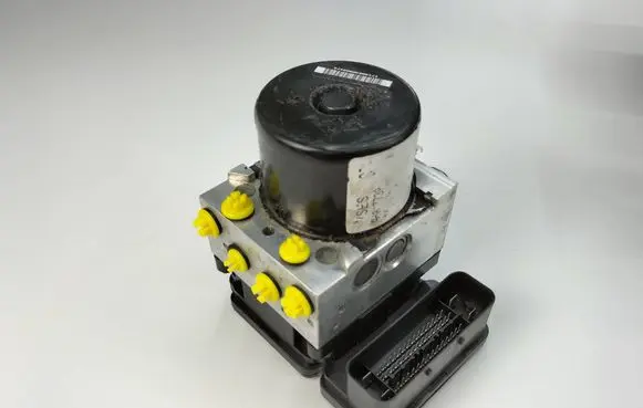 Opel Antara ABS Pump 96817739