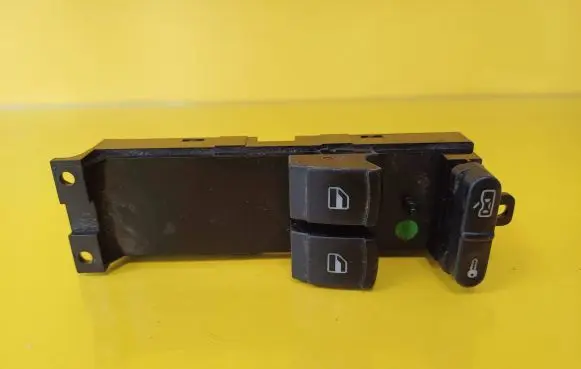 Skoda Fabia Mk1 (6Y) Electric window control switch 1J3959857A