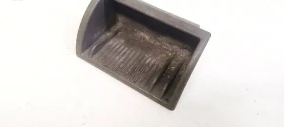 Mercedes-Benz E W124 Car ashtray
