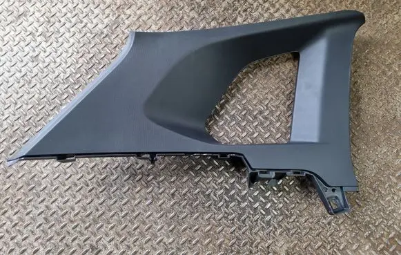 Volkswagen Tiguan (C) pillar trim 5NA867287A